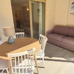 شقة Superbe Jardin, Terrasse, Piscine 307l Kali